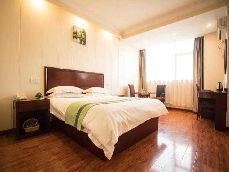 Greentree Inn Jiangsu Wuxi Dongting Leather City Express Hotel מראה חיצוני תמונה