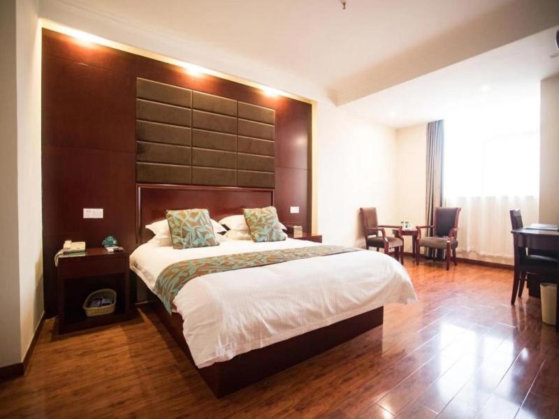 Greentree Inn Jiangsu Wuxi Dongting Leather City Express Hotel מראה חיצוני תמונה