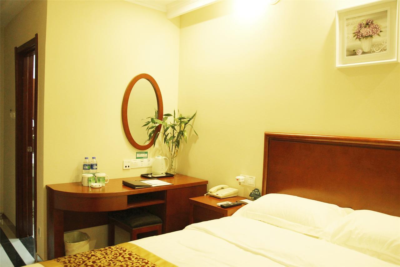 Greentree Inn Jiangsu Wuxi Dongting Leather City Express Hotel מראה חיצוני תמונה